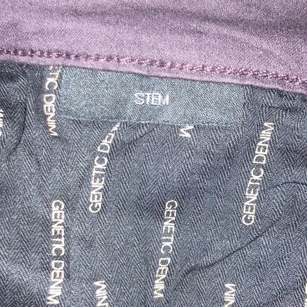GENETIC Stem Mid Rise Skinny Jeans in Black Licorice